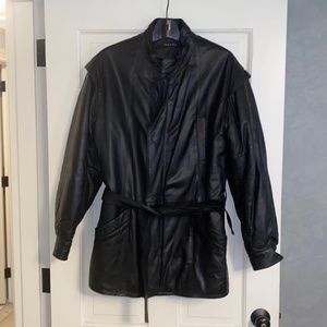 Bally of Switzerland women’s brown leather jacket. Made in Italy. Size 4…